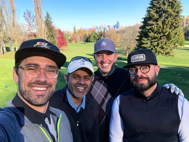 RileyTalk's tweet photo. Beautiful morning gentlemen!! Happy birthday John @flux.golf You are loved brother!! #gameon #prayforbirdies ☄️🏌🏽‍♂️ https://t.co/lUS5XRpnis https://t.co/ugsjbwKZHb