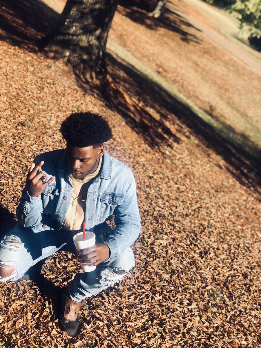 qfromthablockk's tweet photo. Yah Boy 18 #COLD18🥶 https://t.co/1PaNc3eMhT