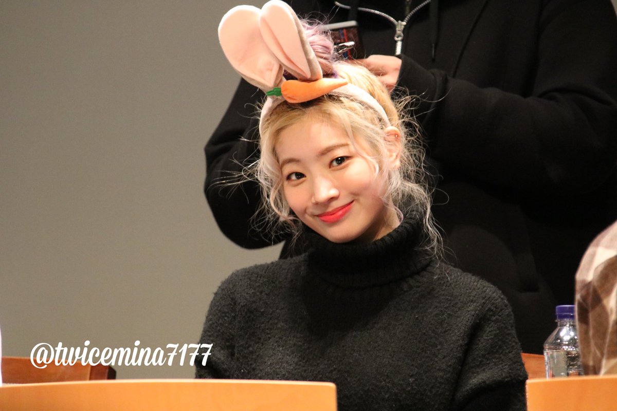twicemina7177's tweet photo. 181117 #트와이스 #TWICE  #다현  #ダヒョン
とぅぶちゃ〜ん❤ https://t.co/GxvFbKMdbo