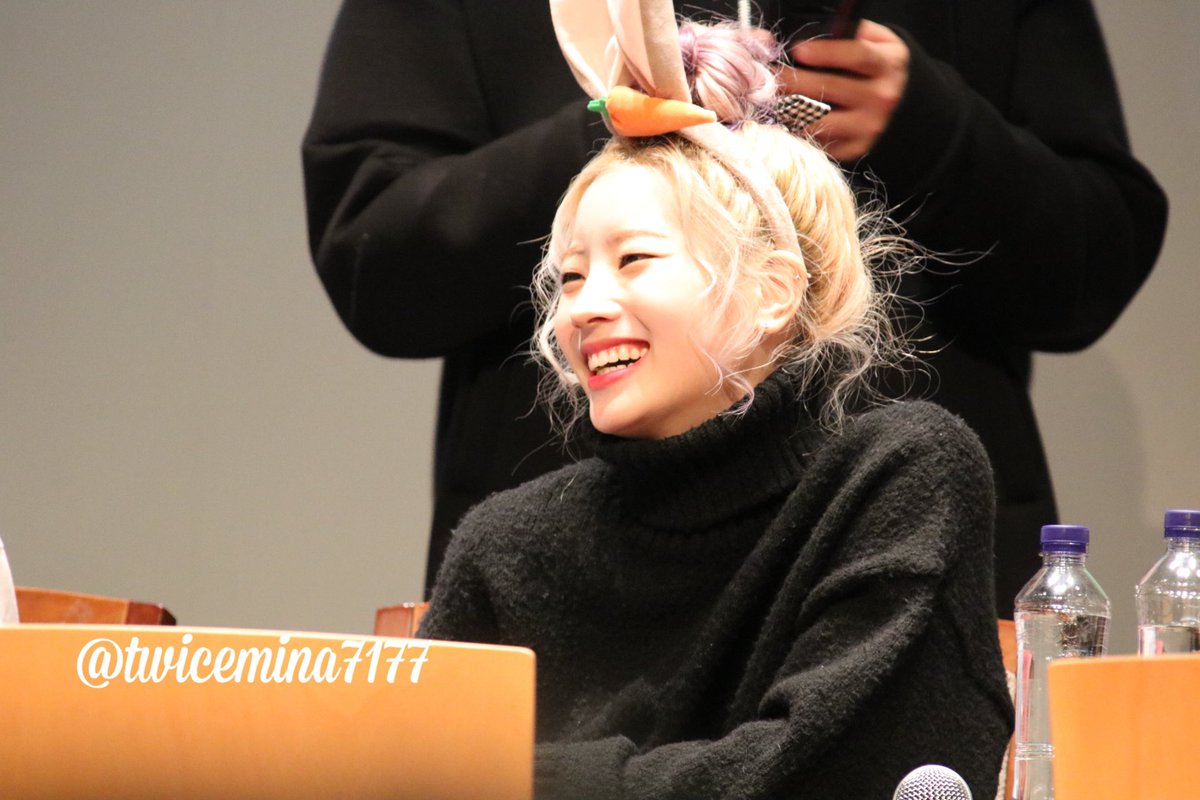 twicemina7177's tweet photo. 181117 #트와이스 #TWICE  #다현  #ダヒョン
とぅぶちゃ〜ん❤ https://t.co/GxvFbKMdbo