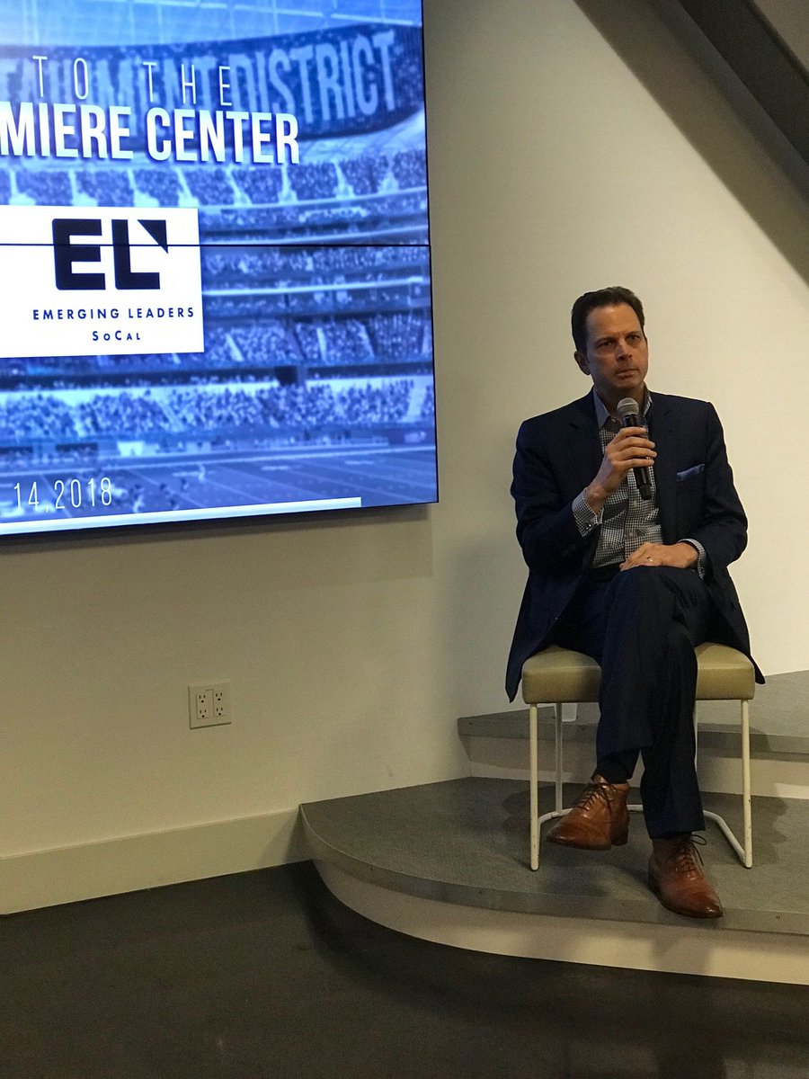 What a fantastic night of spectacular panelists! #EmergingLeaders are extremely grateful for Keith Cox, Patrick Drouillard and Efrain Inzunza 's knowledge-filled gathering. #leadership #socal