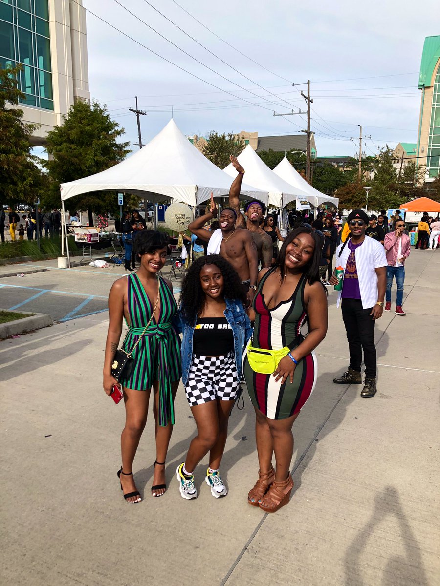 partywithrave's tweet photo. First tailgate🤪 #XUHC18 https://t.co/NkMTCcUdCo