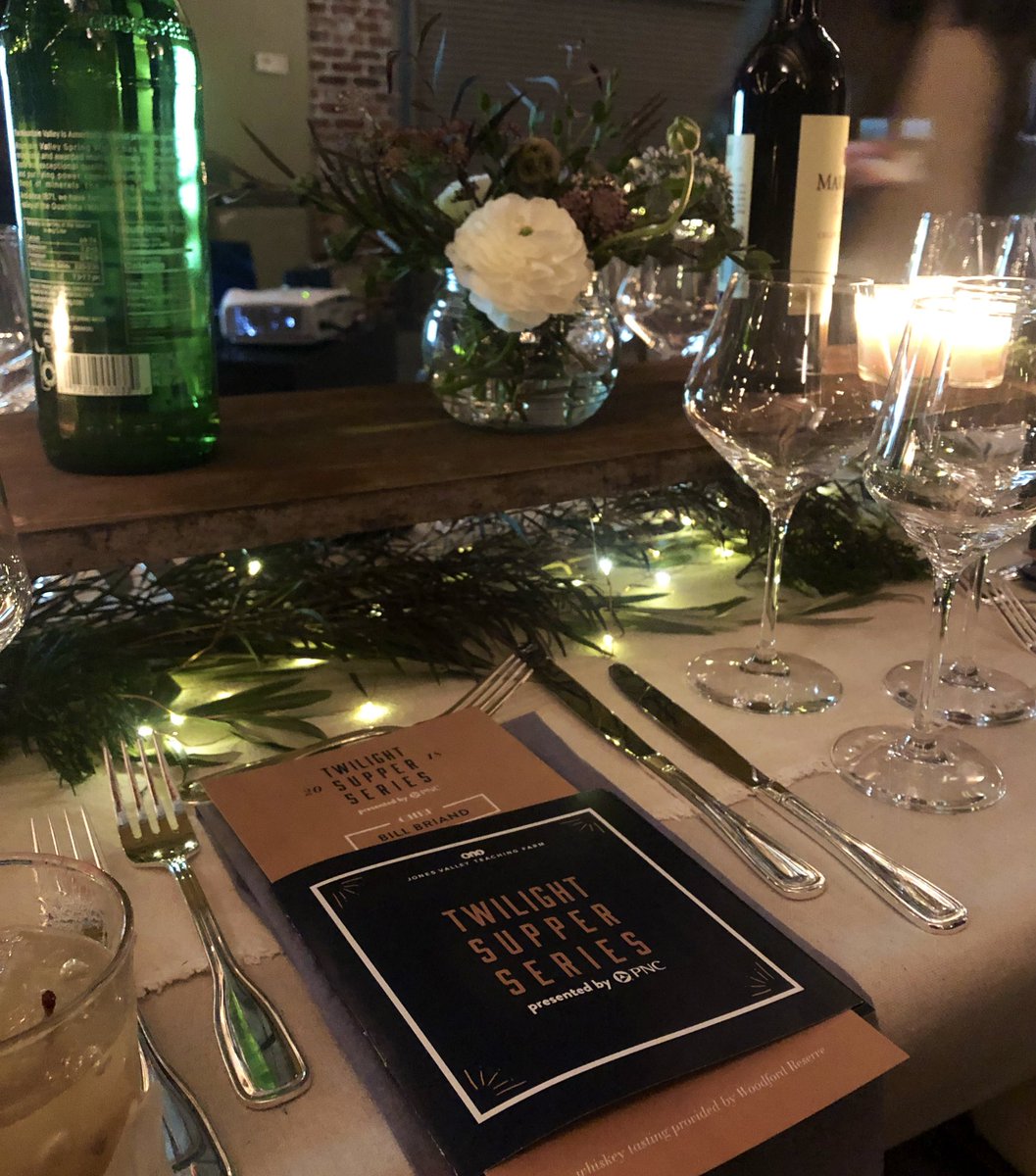 meroberson's tweet photo. Fantastic evening supporting @jvteachingfarm at the Autumn Twilight Supper. Cheers! #TwilightSupperSeries @PNCBank @RealBillyBriand https://t.co/hfrZSae3kF