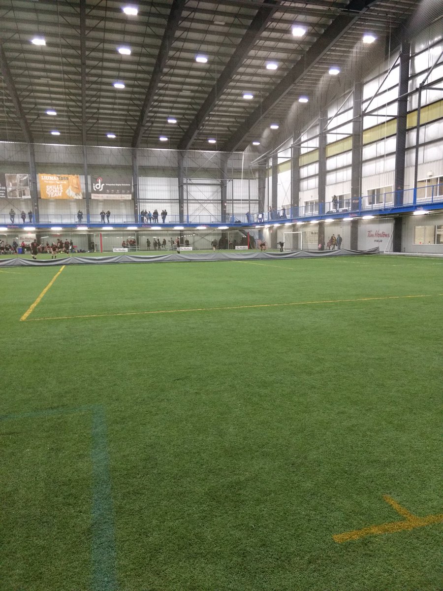 anita_paas's tweet photo. Saturday night stress relief. #thesisbreak #footballforlife #BMOCentreLondon https://t.co/ZfH0x3ZAkb