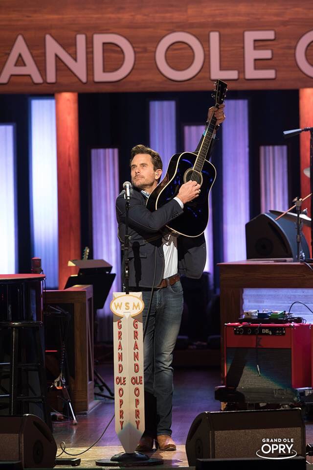 AshleyGloria's tweet photo. Another great @opry performance by @CharlesEsten. You kill it every time! Now, waiting for performance number two! 🎶🎸❤️ #WaylonJennings #WillieNelson #TheBeatles #OpryAtTheRyman #IttyBittyDitty @Grateful24x7 https://t.co/uB47h5LyG6