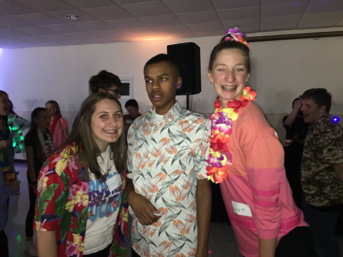 AHSFriends's tweet photo. #FriendshipDance @ACHSFRIENDS https://t.co/FjIZK2vZab