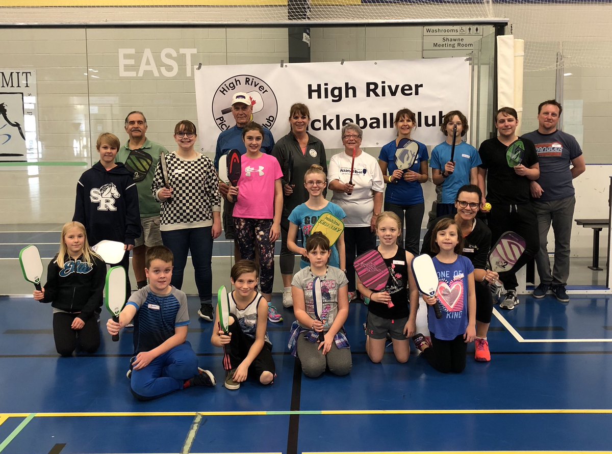 HR_Pickleball's tweet photo. #HRPC hosted a free, youth #pickleball clinic today for kids 16 years &amp; under. We had 12 keen participants sign-up. Thanks to our  #Volunteers &amp; #Coaches &amp; to the @TownOfHighRiver for their support. #CommunityEngagement #GivingBack #fit #fun #healthy #ASport4AllAges #KidsGames https://t.co/luZFpoDjSL