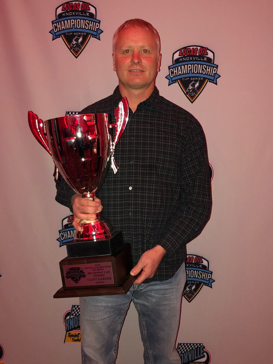 knoxvilleraces's tweet photo. 8-Time 360 Track Champion, @ClintGarner2! π https://t.co/DtQzj4gG55
