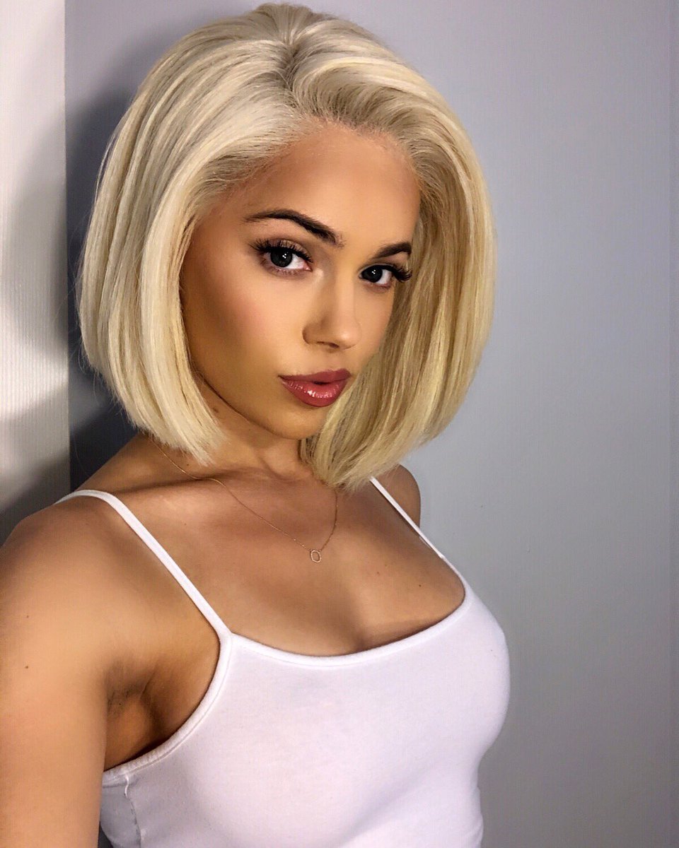 AshleyMartelle's tweet photo. I’m the one he loves 😽 and he loves what he eats https://t.co/Eu1qjD5QmT