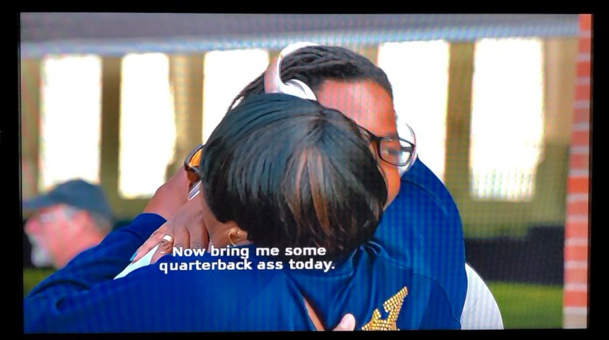 jfeeshanxw's tweet photo. The joy of when a son listens to his mother! 🤗 #GoBlue3 #RahGary https://t.co/YK7qrZOQiC
