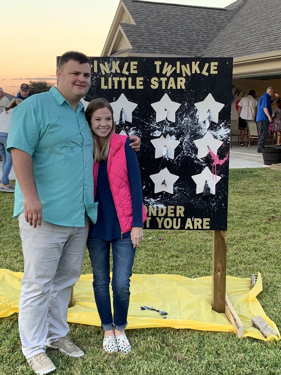 kyle_markum's tweet photo. Can’t wait to meet our little girl! @chelsey_gates https://t.co/b2LQTonetQ