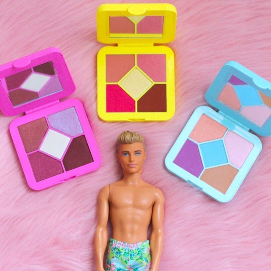 LetitBe_Beauty's tweet image. @limecrimemakeup #PocketCandy: our #eyeshadow go-to 💕 (Photo: @nessasarymakeup)

#LimeCrime #LC #limecrimelipstick #velvetines #liquidmatte #limecrimevelvetines
#letitbebeauty #beautyproducts #beauty #cosmetics #makeup #fragrance #perfume #skincare #haircare