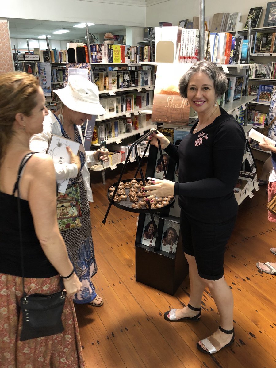 MaryWho4810's tweet photo. As well as signing copies of her new book, To Cancer with Love @tarynclairelenu was sharing her delicious “boobie biccies”... “smooth or lumpy”... with slightly surprised Marywhovians this morning!
#tocancerwithlove #townsville #marywhobooks #tarynclairelenu https://t.co/X4qpRjuC3M