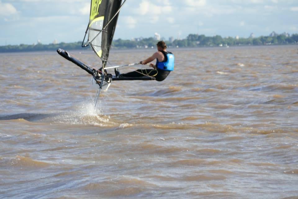 nauticoquilmes's tweet image. Algunas imágenes de lo que fue la
primera jornada de la Copa Argentina de Waszp! te esperamos mañana para vivir otra jornada impresionante! #navegaenquilmes #waszp 💪🏼😃⛵️