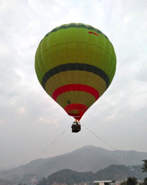 myholidaynepal's tweet photo. Finally, Hot Air Ballon in Pokhara, The hot air balloon will definitely contribute to the tourism of Pokhara. Photo by: @KafleShristi 
cc: @RabindraADH https://t.co/rJzSmkibKX