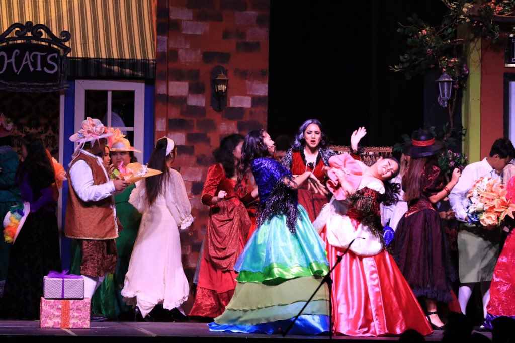 straawcherry's tweet photo. The Stepfamily 💜💚💗@frankystar99 #Cinderellaguam https://t.co/KFUl8JPHTc