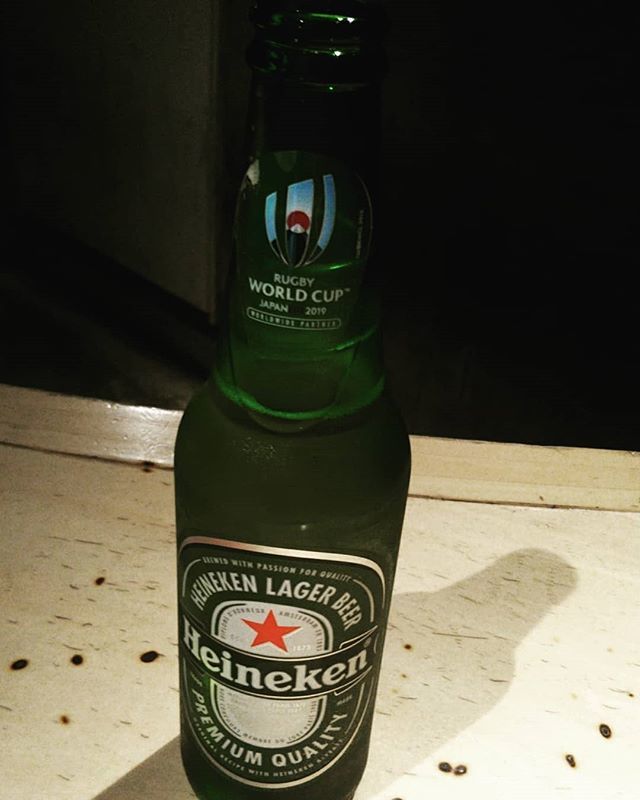 sebangou7_nana_'s tweet photo. ハイネケン一宝。
#ビール #主食はビール #瓶ビール #ハイネケン #ハイネケンビール #beer #beerstagram #heineken #helles #hellesbier https://t.co/4ROqENeOOV https://t.co/RLeNAEir8a