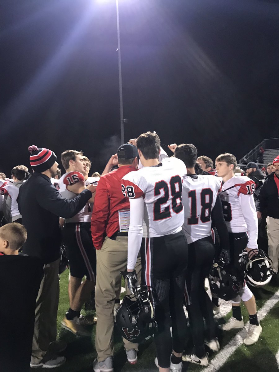 CoachDoehrman's tweet photo. I cannot thank this group enough for all of their hard work and for the young men of character that they are. It has been an honor to coach them. Y’all are always welcome in our home. Love you all!  #WarDaddyFamily #GUSon3 @DJ_DeFab @wksherrer @GarrettPaxson @HaydenBagley2 https://t.co/sRRbf16ivY