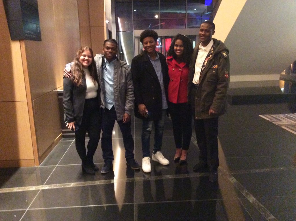 MBKfellowship's tweet photo. Connecting with the youth
#MBKCA #WeAreMBK #SactownReady
#ObamaSummit https://t.co/ME0sPMMY4s