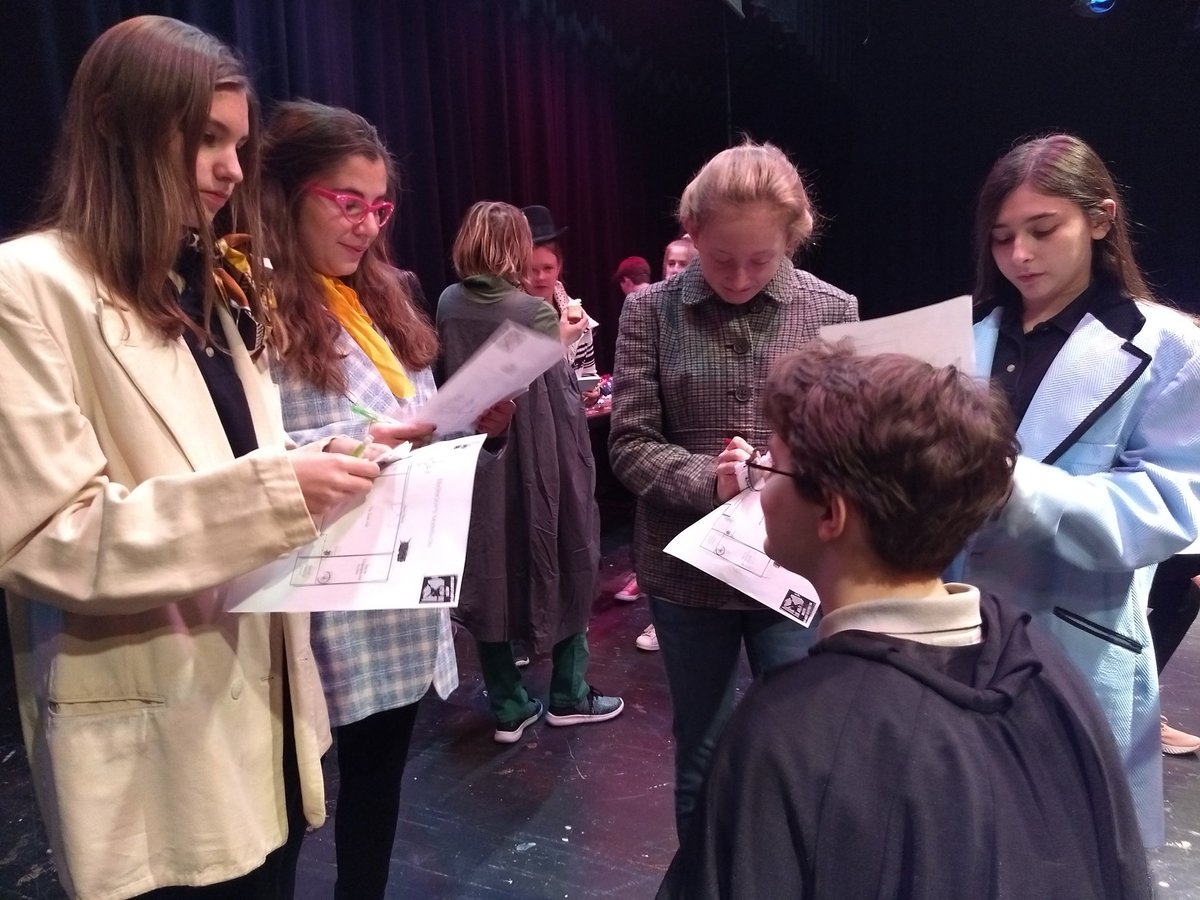 DchsTheater's tweet photo. Acting 1 recently held a Murder Mystery Party! It was a blast, and we practiced building characters by making strong physical and vocal choices. https://t.co/lmRlj7IC1z