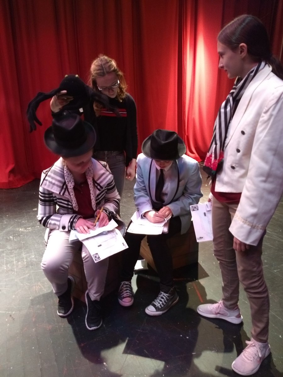 DchsTheater's tweet photo. Acting 1 recently held a Murder Mystery Party! It was a blast, and we practiced building characters by making strong physical and vocal choices. https://t.co/lmRlj7IC1z