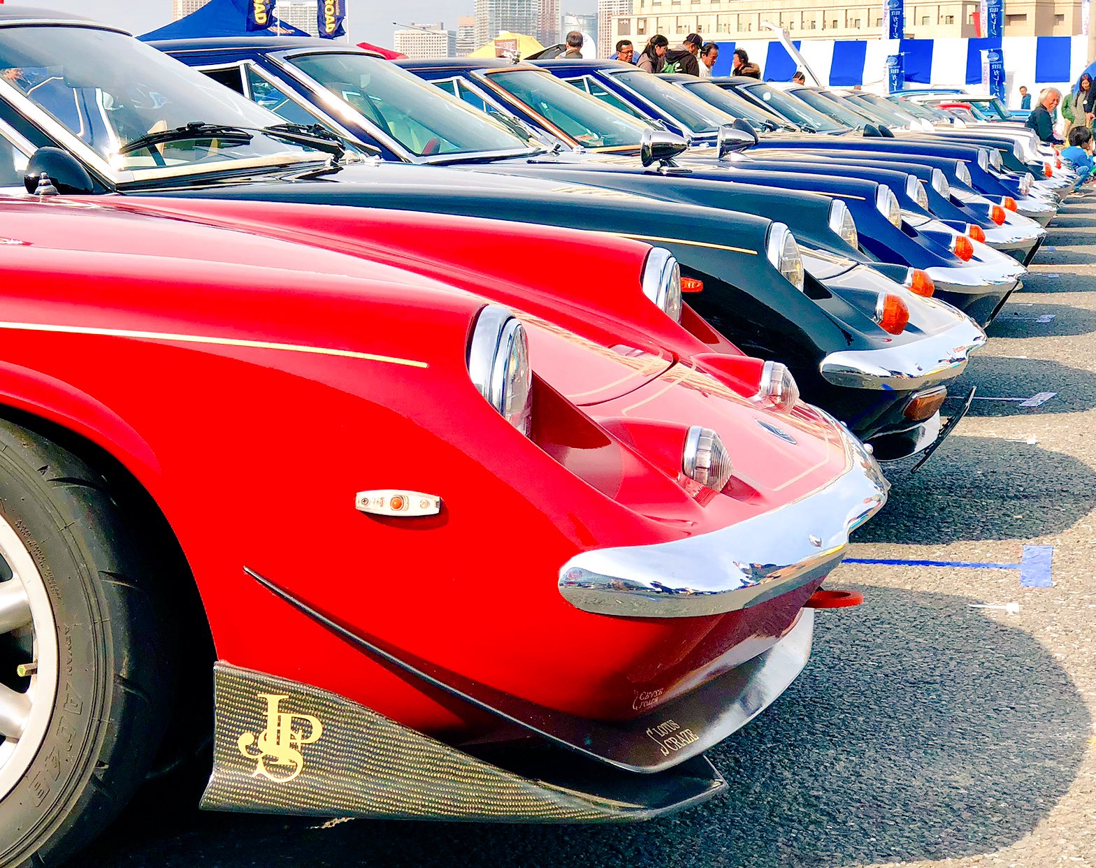 情景師アラーキー 荒木さとし On Twitter お台場旧車天国2018 日本初のオールfrpボディーのフジキャビン 富士自動車 現 小松製作所 昭和31年製 カワユイ オリジナル塗装のままで Frpが劣化した状態の表面の様子が モデラーとしては参考になるとか Https