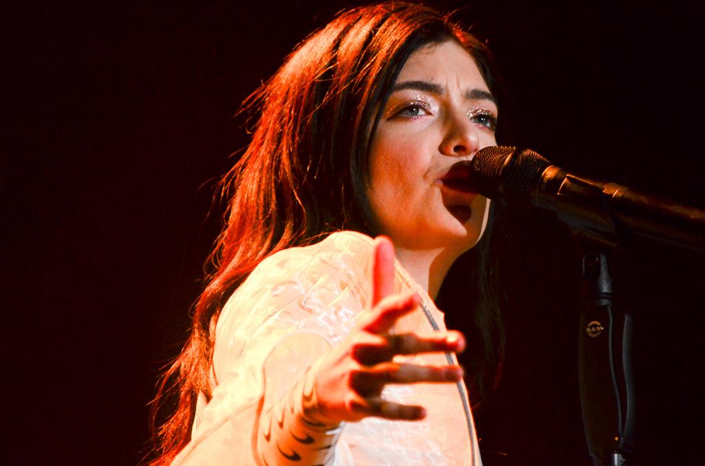 LifeBoxset's tweet photo. #Liveboxset LA REINA ♡ LA ÚNICA ♡ OMG @LORDE 📸 x @gissunshine ♡ #CoronaCapital18 https://t.co/zmRdrmwCLQ
