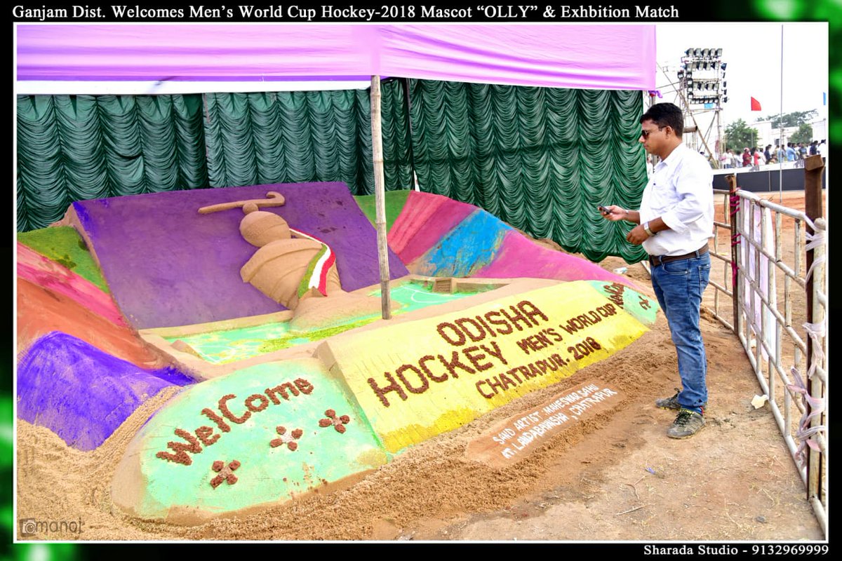 Benudha48693764's tweet photo. Wonderful pic of Floodlight Hockey match at Chatrapur........👌👌👌👌👌👌👌👌👌For welcome to Mascot Olly......
Special thanks to....
#DistAdministration
#DistHockeyAssociation
#ChatrapurMLA...........
🏑🏑🏑🏑🏑🏑🏑🏑
#Heartbeats4Hockey https://t.co/ji3mzDdJmN