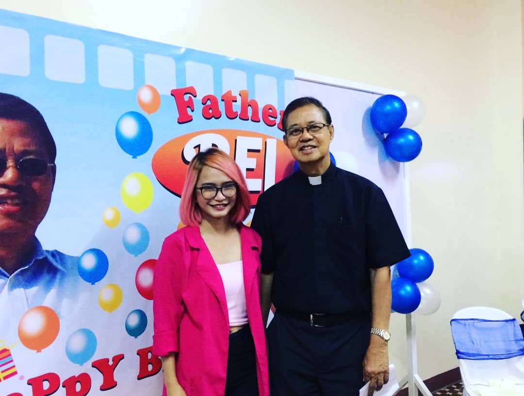 polarisabscbn's tweet photo. 🎁 @RGabreza18 at 74TH Birthday of Father Bel at Finnemann Retreat Center Christ The King Seminary Compound https://t.co/WyNUKVktJm
