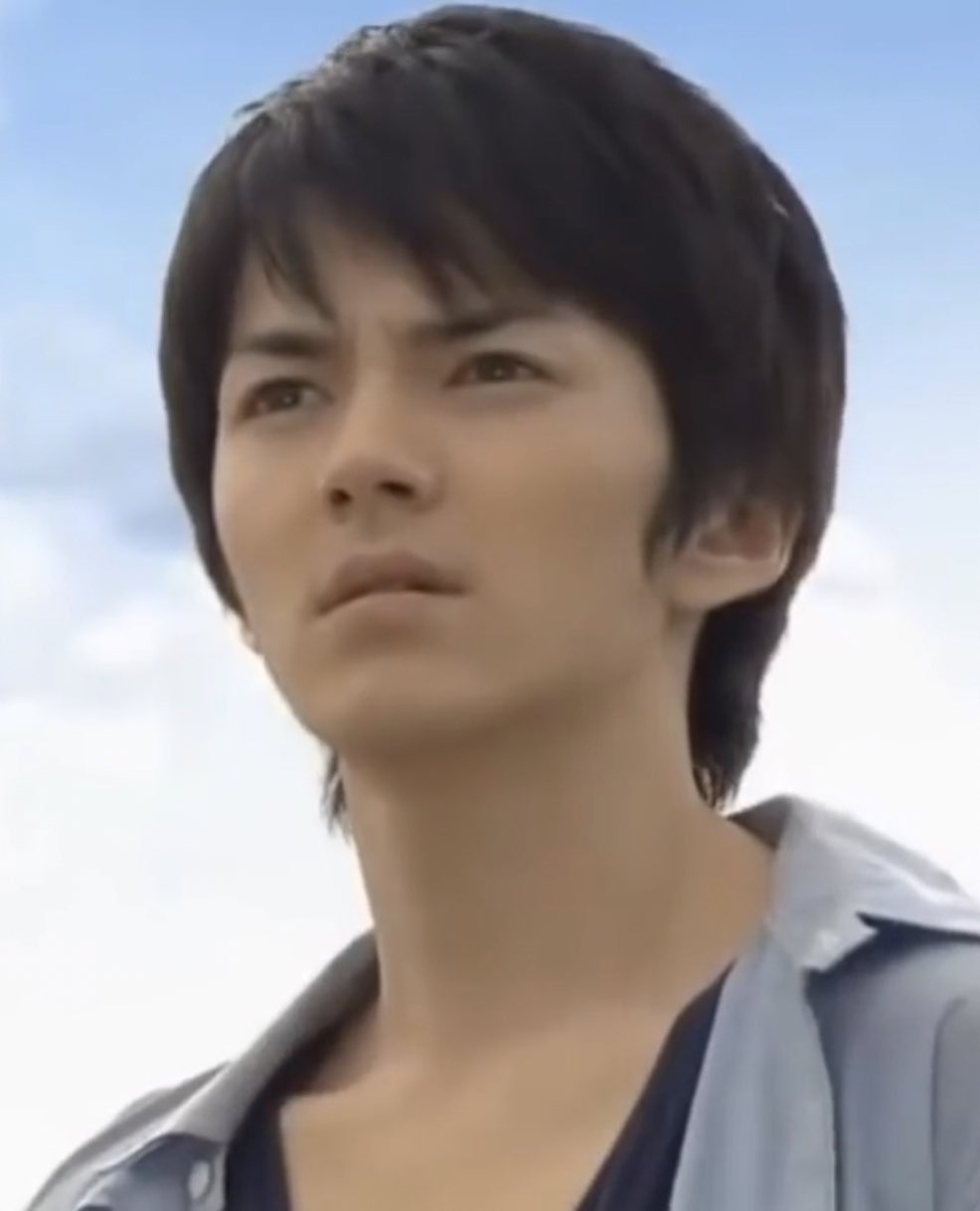 なつ Ar Twitter そいや美丘見始めました 前回 純愛 難病モノ の匂いに一話冒頭で回れ右しましたが あれれ おもろいやん 林遣都かわいい たくさん出るやん 主役だ 男友達とわちゃわちゃやってんの さいこー