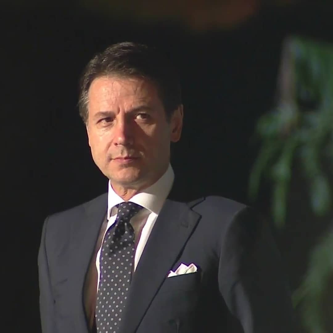 AvvFrottoli's tweet photo. RT @ConteBlog: Quale modo migliore per cominciare bene la giornata? In fondo è #domenica...
#18novembre #Conte #bellissimo #avvocato #avvocatodegliitaliani #ForLibyaWithLibya https://t.co/OF7GmGmiL0
