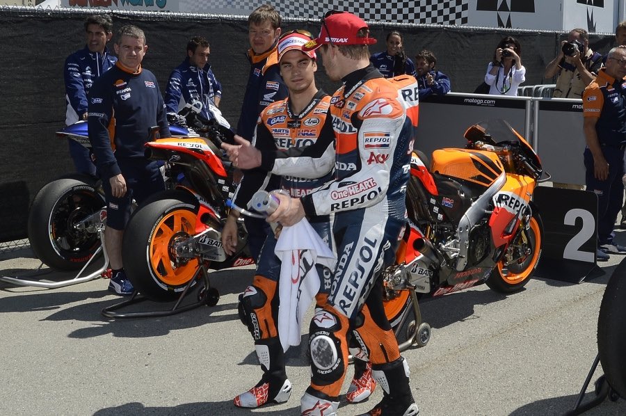 Official_CS27's tweet photo. Today we see @26_DaniPedrosa line up on the grid for the last time. was always amazing to watch him effortlessly produce lap times, His style and grace on a bike is one of a kind and riding a GP bike at his size was astounding, trust me it’s not easy! Will miss you on track mate! https://t.co/4yMZdULSor