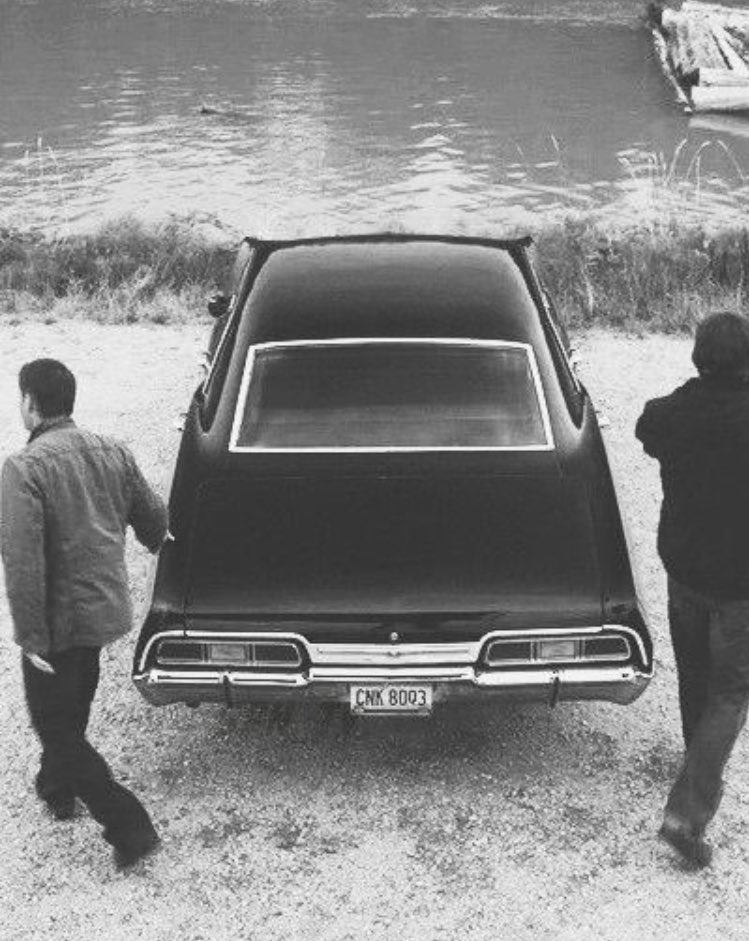 MovieGrafMG's tweet photo. "Çünkü o, 1967 model Chevrolet Impala, tüm evrenin en önemli arabası." https://t.co/haLNB1J9k4