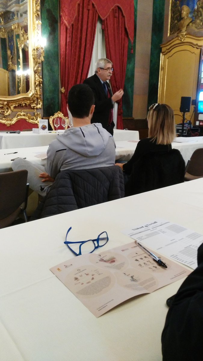 La seconda giornata di Asti palazzi del gusto continua con l'analisi sensoriale del Tartufo a Palazzo Ottolenghi #astiwhite #albatruffle