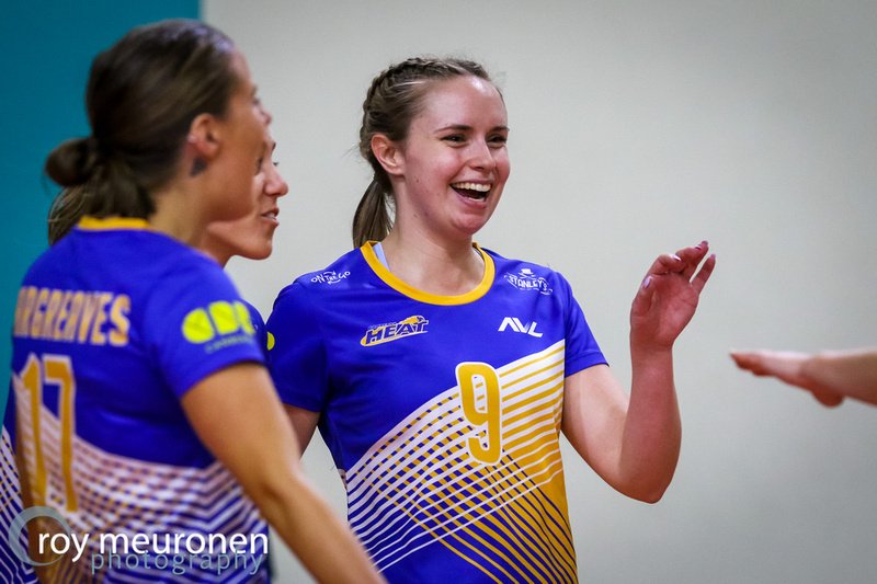 RoyM_Photo's tweet photo. @CanberraHeat Women up against UTSSU Shield in their @AusVolleyLeague clash at the #AIS on Sunday.

Heaps more photos at:
https://t.co/nMsXgqoYIz

@womenCANplay https://t.co/2cEMWXOgBj