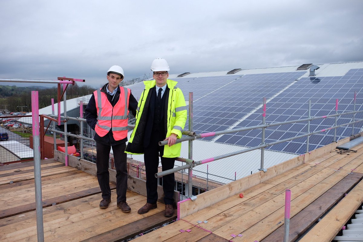Burneside Community Energy's second phase share offer for solar PV closes Wednesday 21st - your chance to get involved with community-owned, renewable energy for a minimum investment of £250. communityenergycumbria.co.uk/projects/burne…