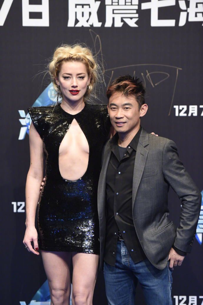 JLS0812's tweet photo. #Aquaman #JasonMomoa #JamesWan #amberheard 《Aquaman》 China Press Conference  @JasonMomo @aquamanmovie https://t.co/ouPbHNG4X9