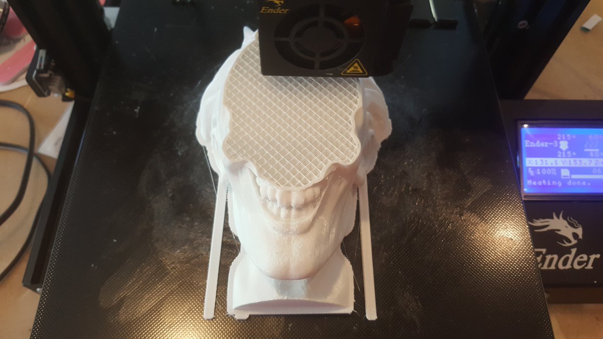 OldManRick68's tweet photo. The Joker
...and this aint no Jared Leto
#Joker #TheJoker
#Haha #dccomics #DC #DCUNIVERSE #Ender3 #3Dprinting #3dprinter #3dprinted #3D #JakeDaddy3D https://t.co/rf8VifnA07
