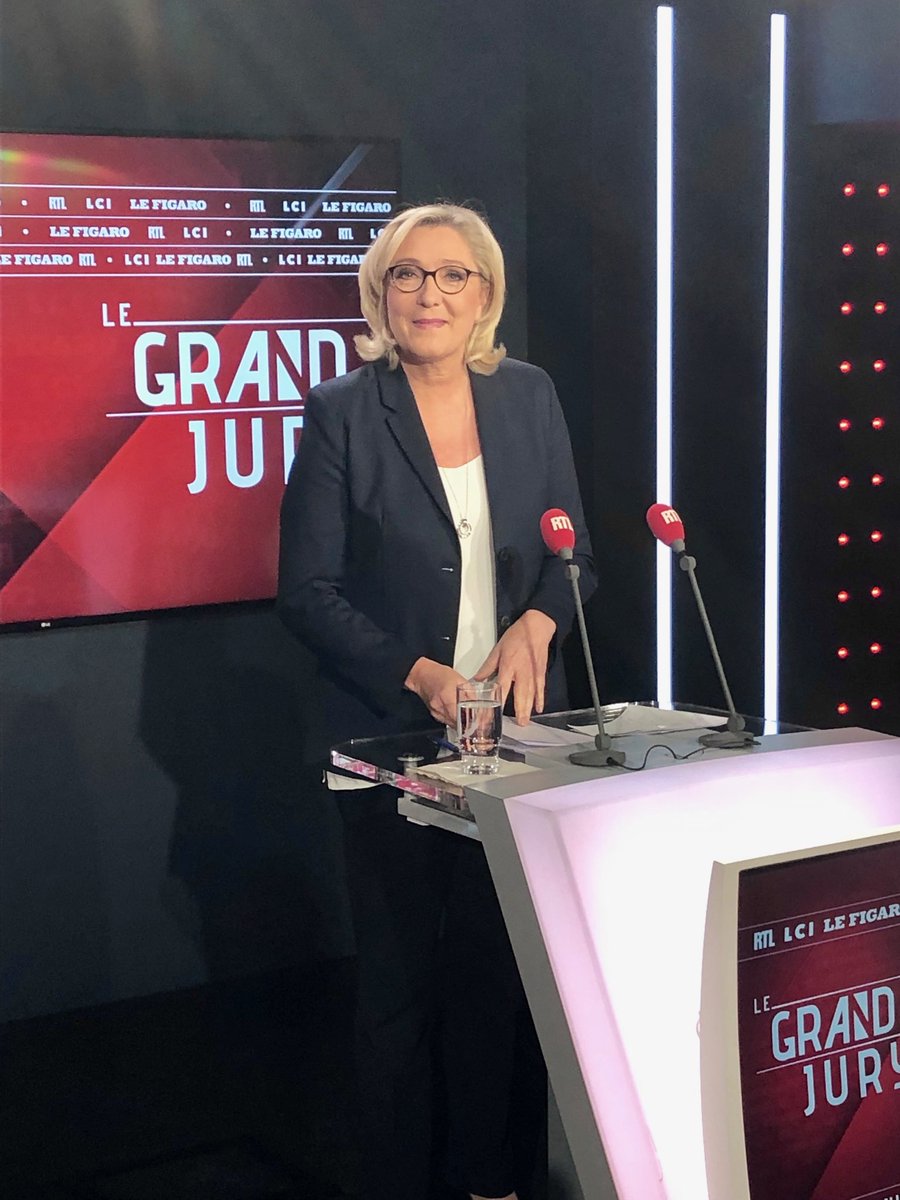 Marine Le Pen Twitter Search