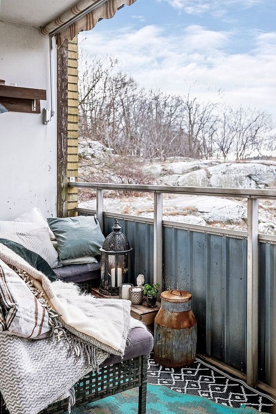 Rindigo_Inc's tweet photo. 25 Winter Terrace And Balcony Decor Ideas You’ll Enjoy
#WinterIsHere #winterdecor #decorideas #interiordesign #balcony #Terrance #ideas #tips #homedecor 
https://t.co/3QPmXp7WF3 https://t.co/214fzif0f6