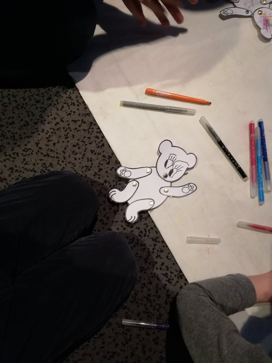 CinemaKosmos's tweet image. En direct du @CinemaKosmos  pour l'atelier du dimanche !! 
#lachassealours #kmbo #fontenayenscenes
#fontenaysousbois