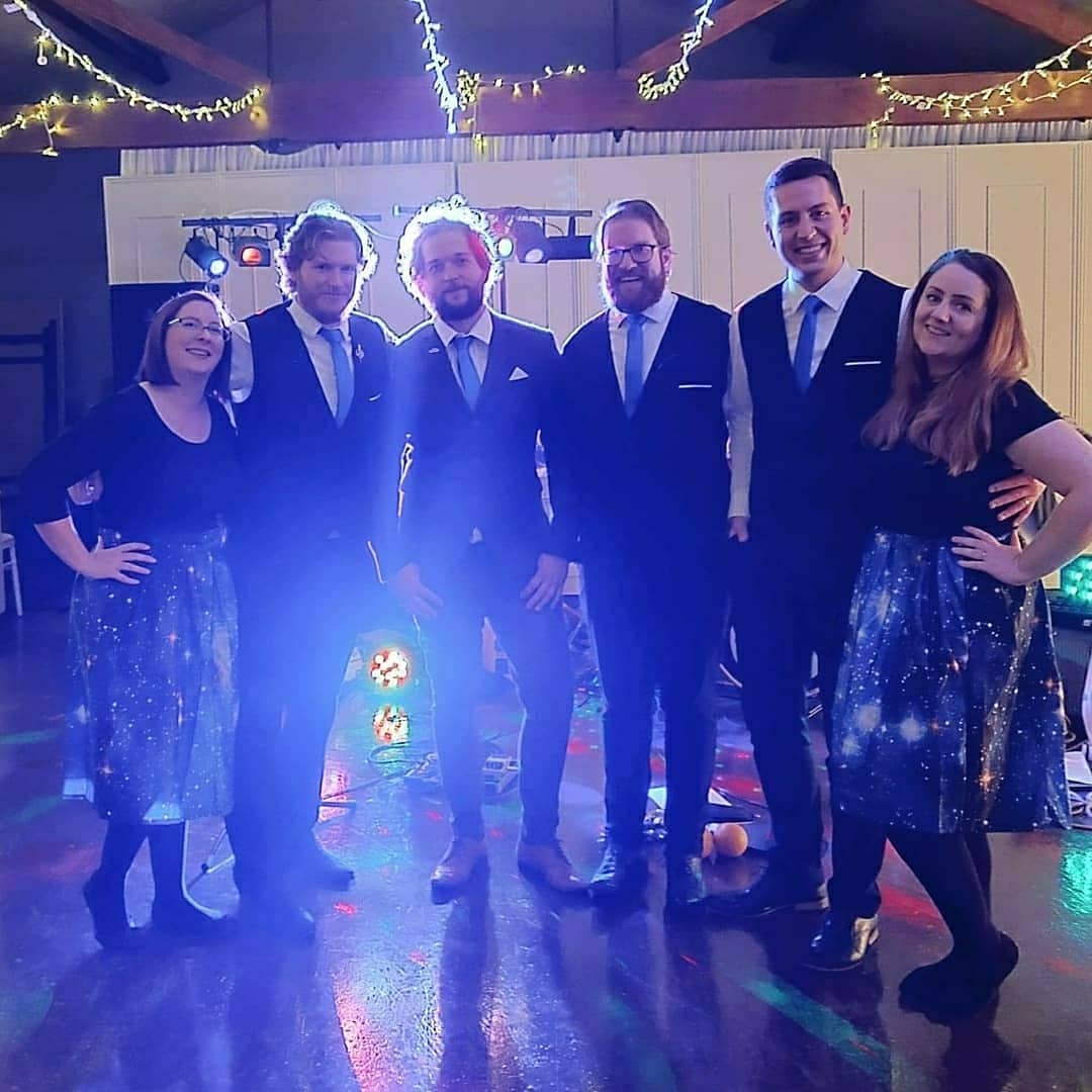 MoonlightersUK's tweet photo. Great evening entertaining the guests at Callum and Sophia's wedding. Also got to debut our new function uniform including themed skirts for the girls and complimentary ties for the gents! #weddingband #functionband #Southampton https://t.co/RJeIIfwFgI