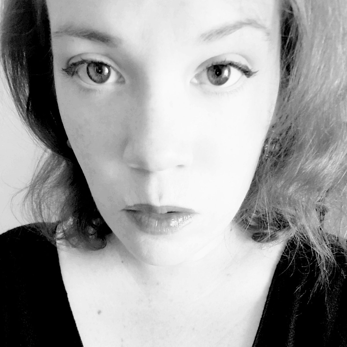 RedSongRey's tweet photo. #NewProfilePic https://t.co/g6Q1guo7Bf