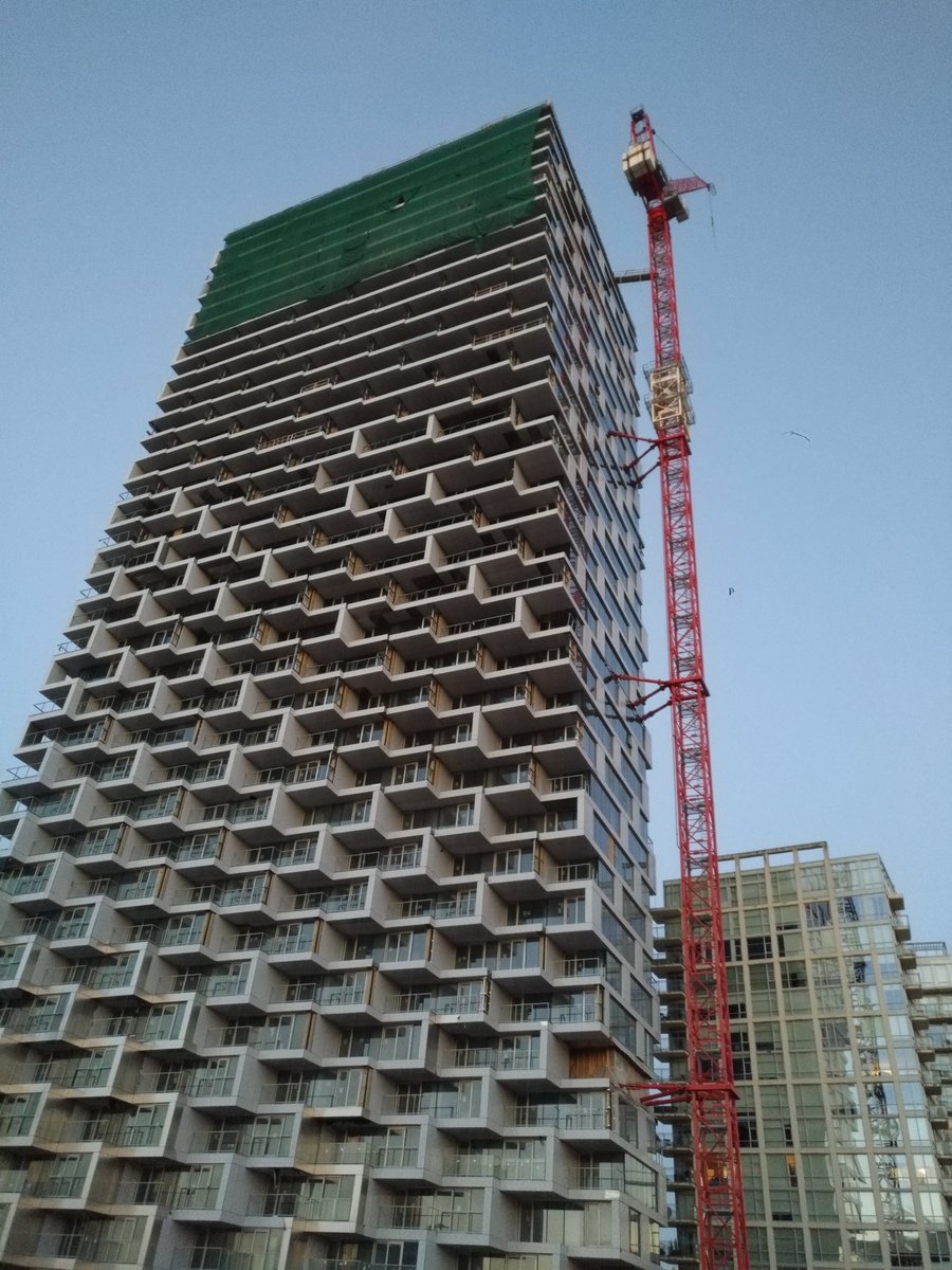 lornejones7's tweet photo. @KenCarrusca @LehighHanson I was there briefly , amazing structure. https://t.co/I74SzZUz4s