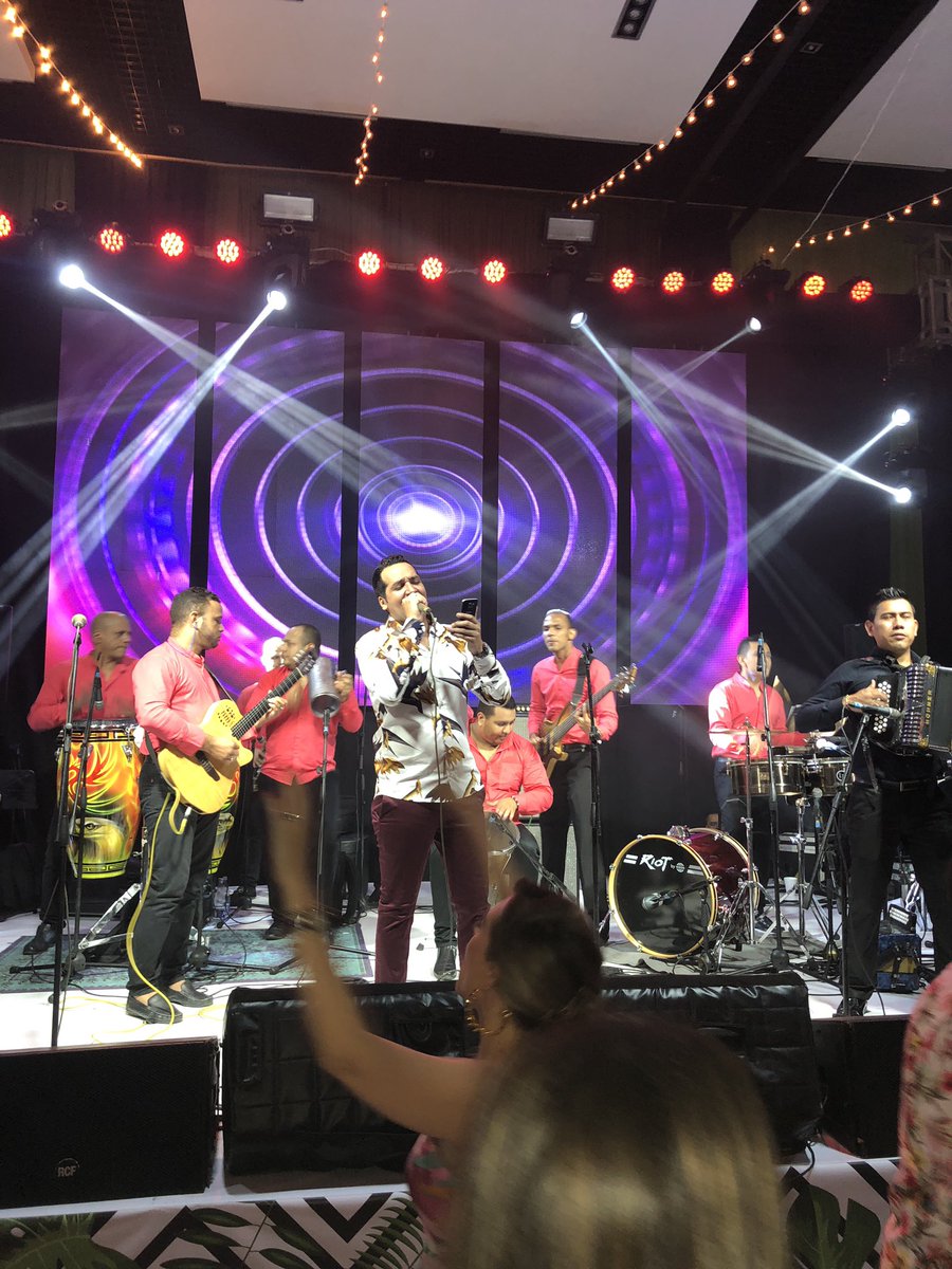 Grato escuchar un talento bolivarense, aquí está el futuro de nuestro departamento, aquí está la economía naranja 🍊presidente <a href="/IvanDuque/">Iván Duque 🇨🇴</a> <a href="/JakoboFonseca/">Jakobo Fonseca</a>