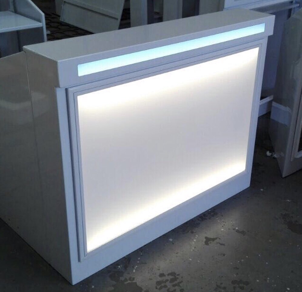 TwistMobileBar's tweet photo. Should you require to purchase or rent bar structures kindly contact us via inbox. Please note it takes 2 -3 months from date of order should you wish to purchase the bar structures including shipping #BarsForHire #BarsToBuy https://t.co/ePR5qfHxkW