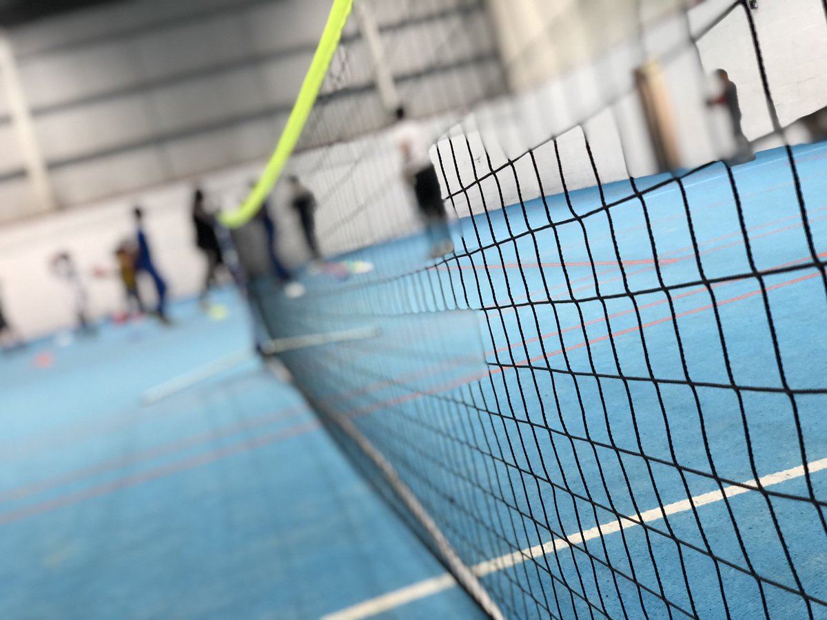 HumayunislamBFD's tweet photo. Serves tennis session today. Great to see so many kids enjoying tennis @TennisFndation @SportingEquals https://t.co/9WOZ2FtgoM