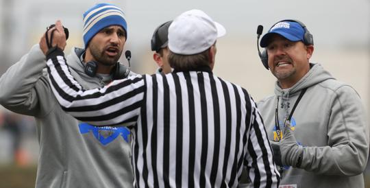 DavidMo05086410's tweet image. Coaches that care make everything better, #LastStep, #1MR!!!  @JoshJostes , @Jon_Kidd , @ktutt10 , @IsomChris @KAmettis @MarkHassider81 @MrCoachParks @jimithingin @Bigern1111 @MattMunjoy Pat Hall!!!