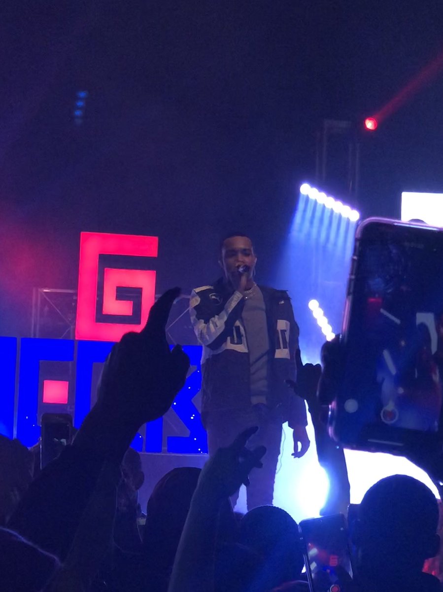 BriannaStarks4's tweet photo. Thank you @gherbo for the best night of my life. 😍😍😭😭 #swervotour https://t.co/Likovk8RuZ