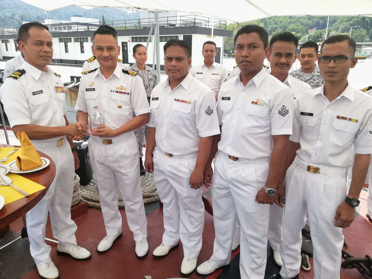 LAKSAMANA HANG NADIM tweet media